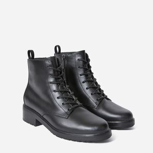 Everlane The Modern Utility Lace Up Boot Black 8 1/2